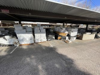 Free Fertilizer! I Have Pallets Of Fertilizer. Come Take All Of It!!!