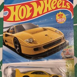 Hot Wheels 2025 Exotics Series #4/5 Yellow Ferrari F40 Competizione -1:64-