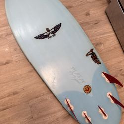 Von Sol Flying Seed surfboard 300 (virtually new)