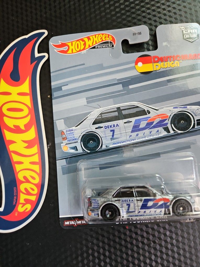 Hot Wheels Premium Deutschland Design 1994 AMG Mercedes C Class DTM Touring Car