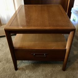 Drexel Meridian Heritage End Table