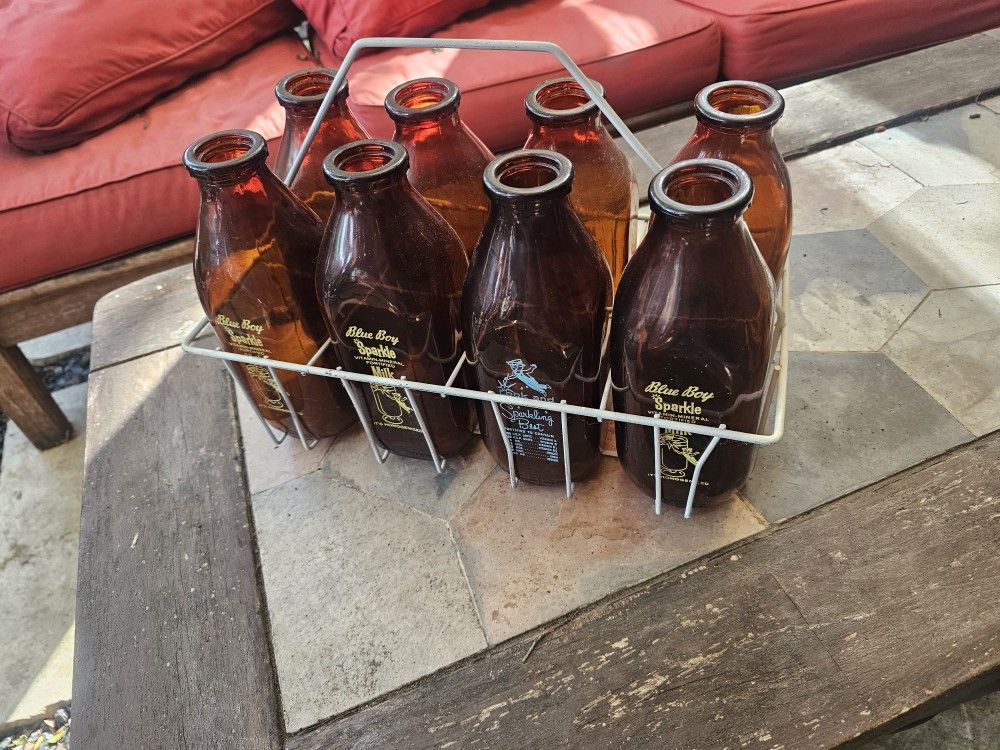 Full Set 1 Qt 1958 Blue Boy Sparkle Milk Jugs