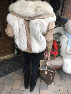 Beautiful Rabbit Fur and Leather ladies Jacket..size S-M. $80, montville pu