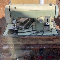 Sear Kenmore  Sowing Machine 