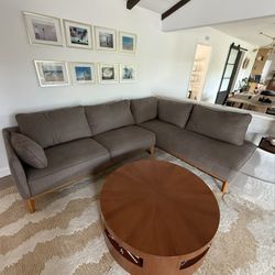 Jollene Sectional Couch 113”