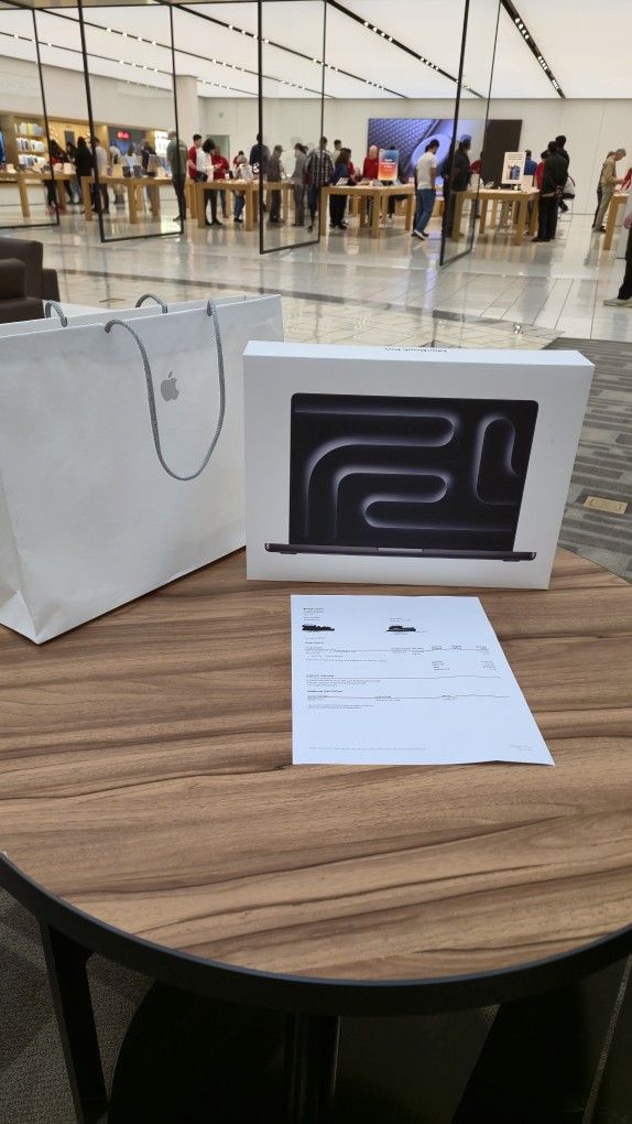 Nano Texture Screen M4 MacBook Pro 14 inch 16GB Memory 1TB SSD upgraded with Apple receipt