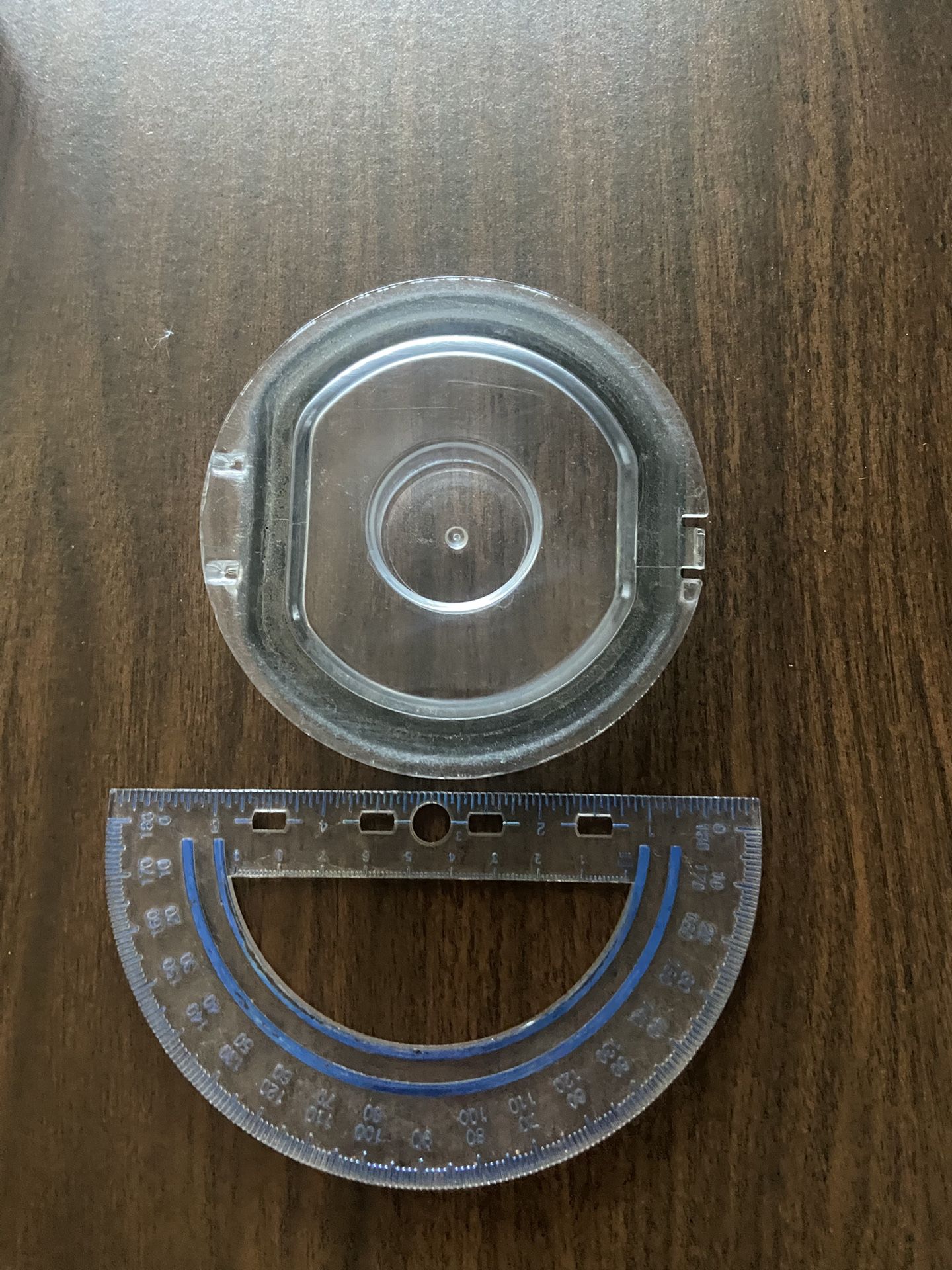 Dyson V8 Animal Dust Bid Lid