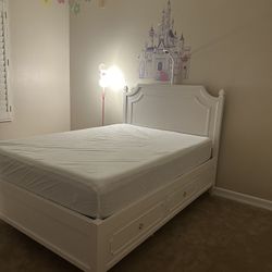 Pottery Barn Ava Regency Storage Full Bed 