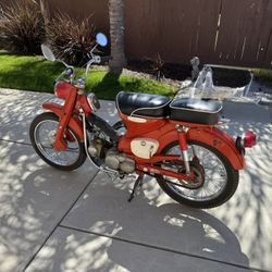 Honda CT-90