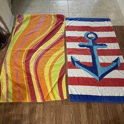 Set Of 2 Colorful Beach Towels