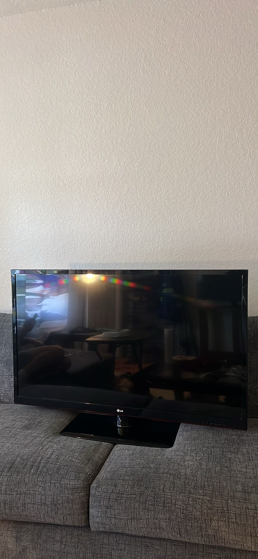 LG Tv 47 In