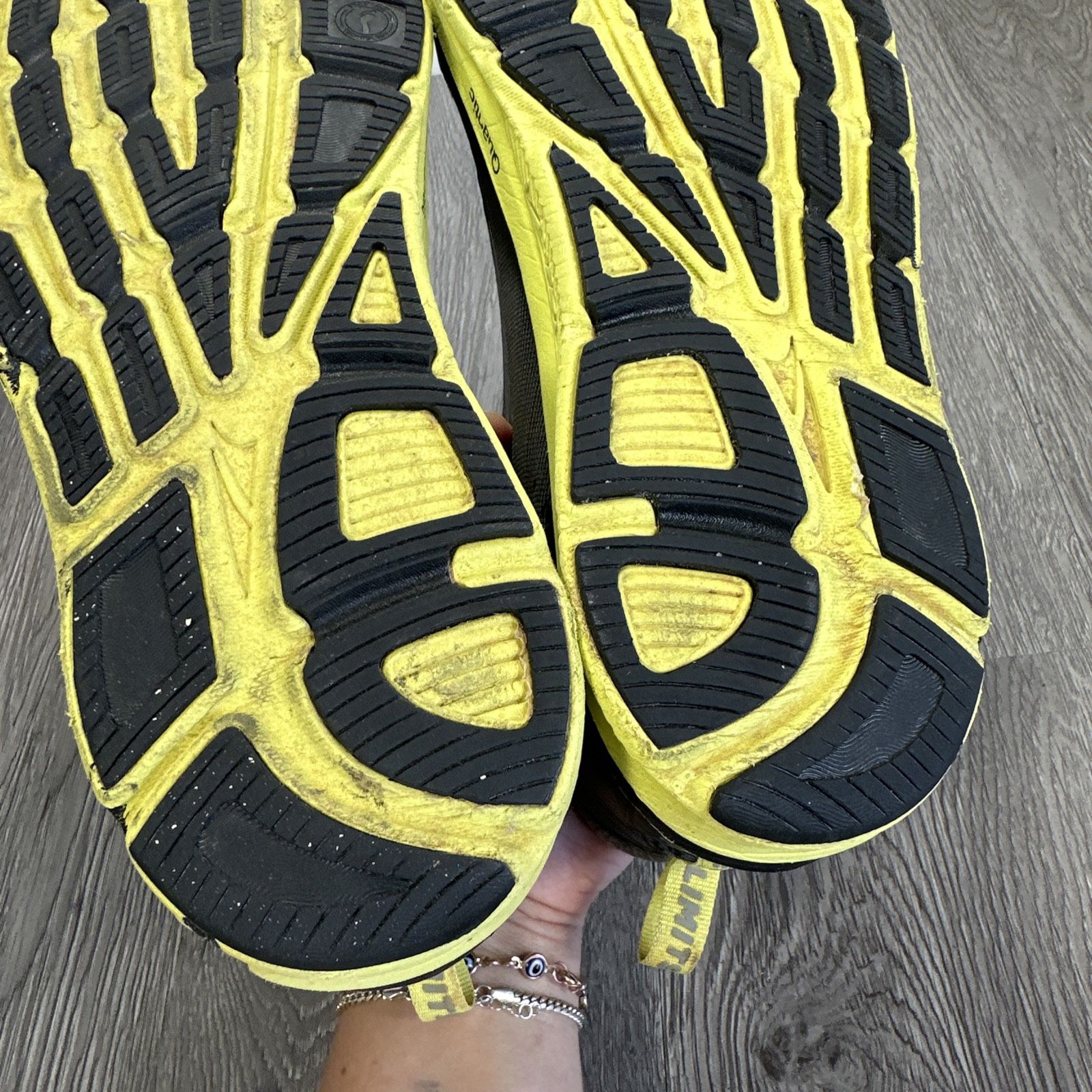 Altra Torin 4 Zero Drop Running Shoes Mens Sz 11 Gray Yellow 