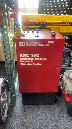 RRC750 refrigerant recovery charging station