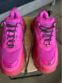Balenciaga (Bright Pink ) size 37