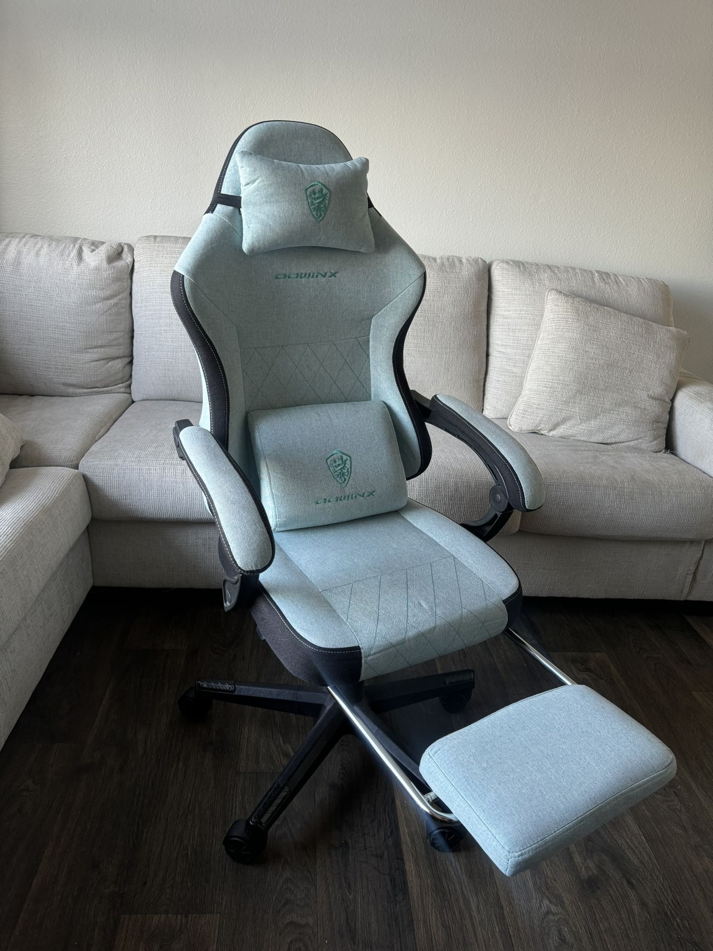 Downix Gaming Chair