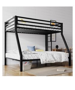 Twin/full Bunked Bed