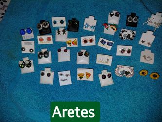 Mixed Earrings Lot – 25+ Pairs