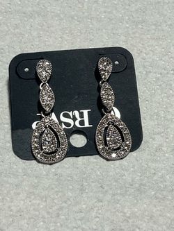 women's earrings