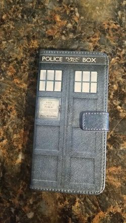 New Doctor Who TARDIS cell phone wallet