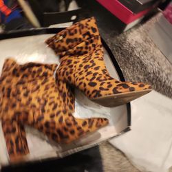 Bebe Cheetah Boots