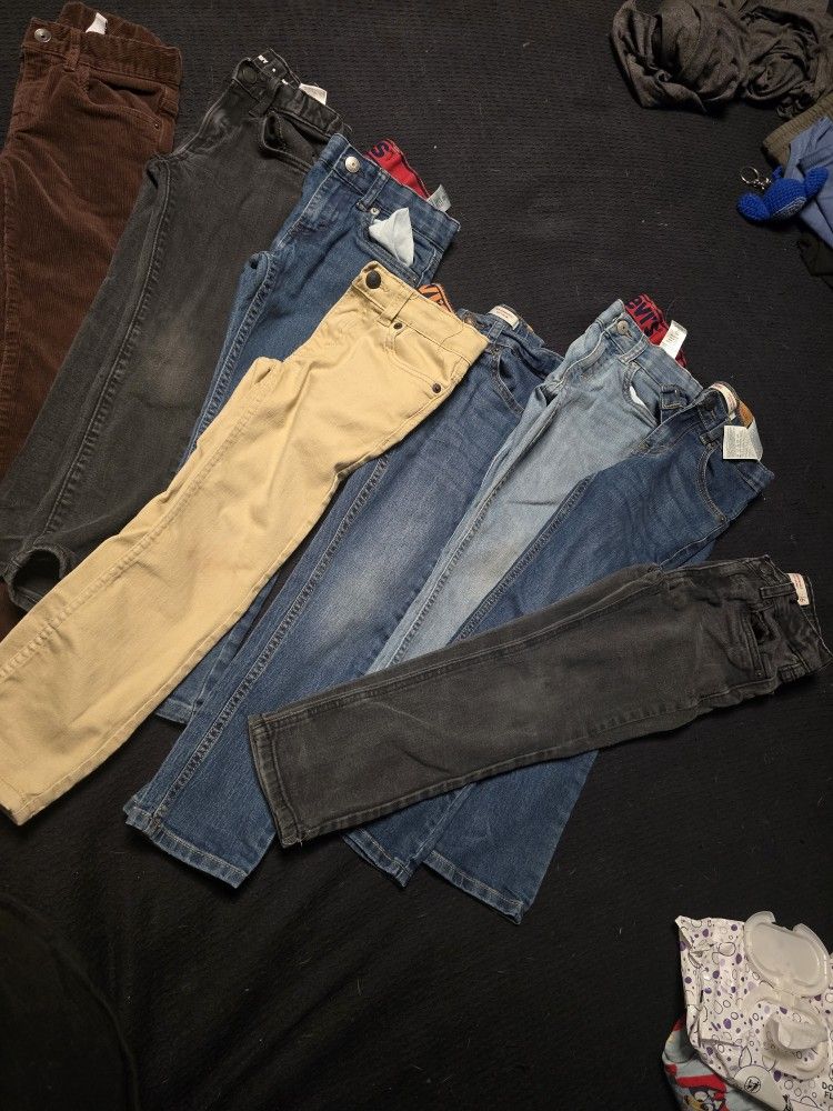 8 Pairs Of Boys Jeans