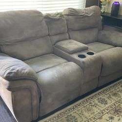 Loveseat Recliner