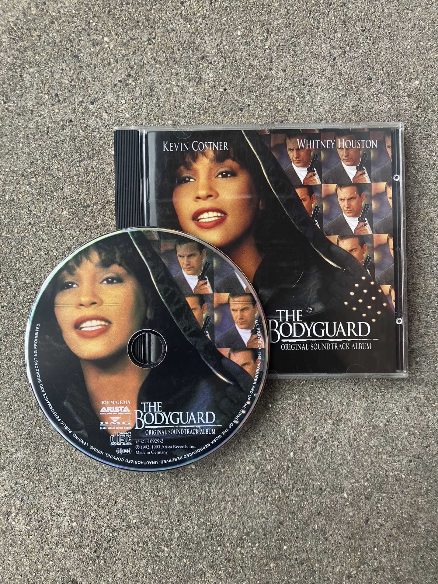Whitney Houston - The Bodyguard Soundtrack CD With Booklet - Like New