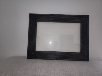Black Ridged Wood Picture Frame