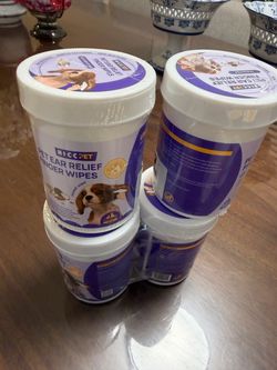 Gentle Ear Relief Finger Wipes For Dogs & Cats 4 pack