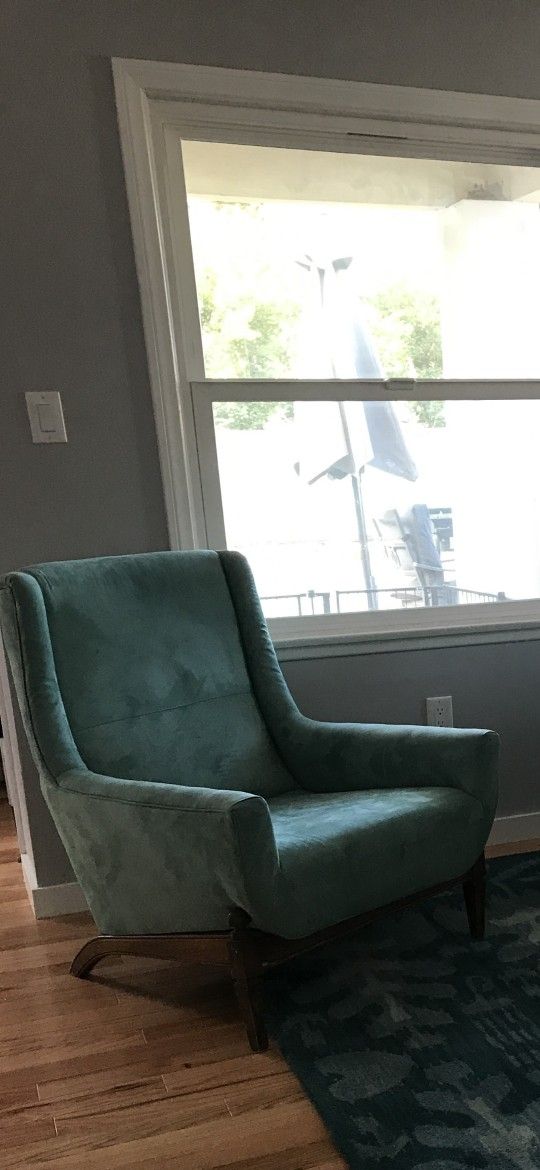 Mid Century Chair 