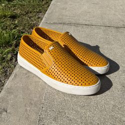 Michael Kors Women Size 8 $75