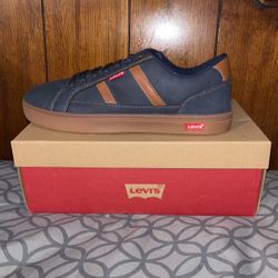 Levi’s Men Sneaker 9 1/2