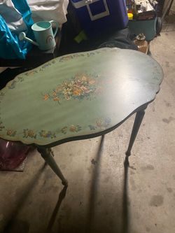 Cute table