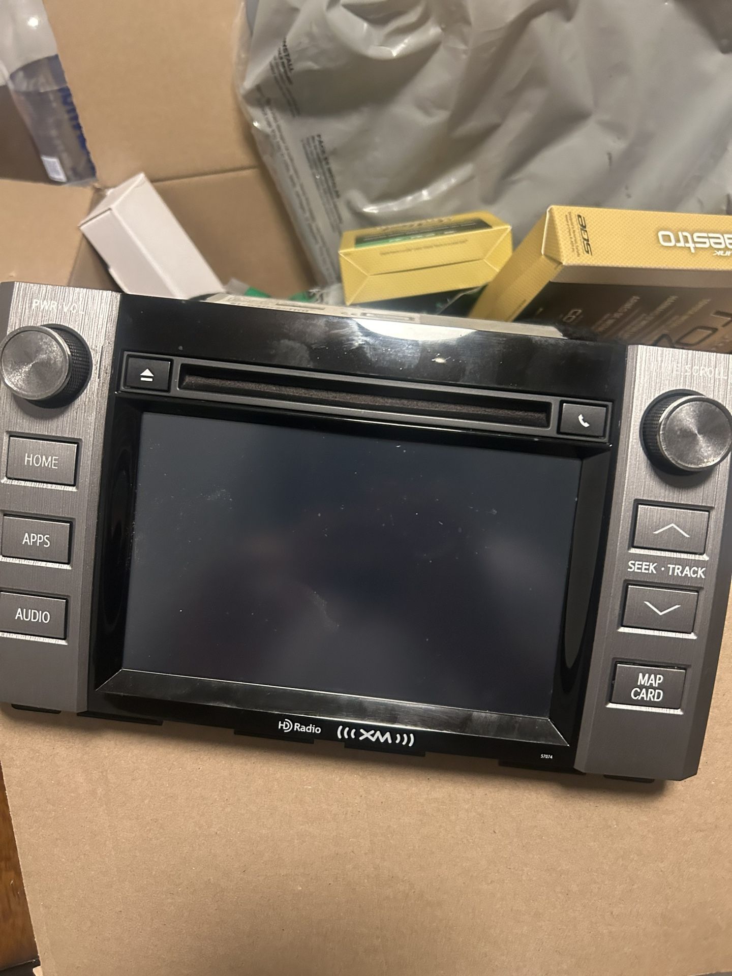Tundra 2014-2021 Radio OEM NON JBL