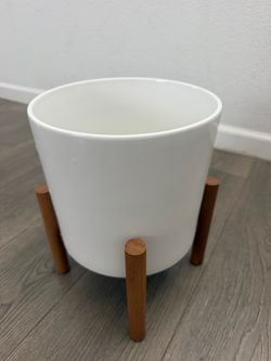 Plant stand