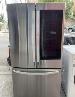 LG InstaView Door-in-Door Stainless Steel 