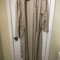New Woman Robe Sizes M ,L and XL