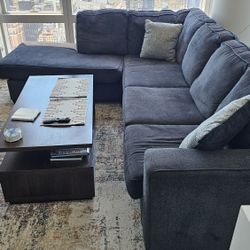 Sofa With Chaise