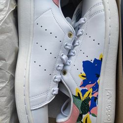 Adidas Stan Smith- Women’s Size 6 (FW2522)