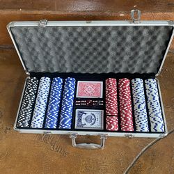 400-Piece Clay Poker Chip Set with Aluminum Travel Case – Texas Hold’em & Blackjack