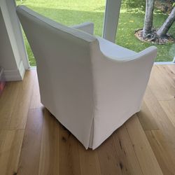 4 Pairs of restoration hardware Slipcovered Swivel Lounge Chairs – Soft White Linen ($850 for pair)