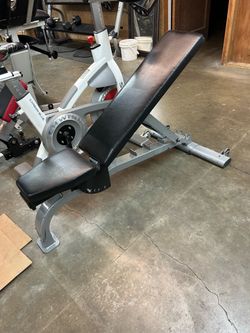 Adjustable bench