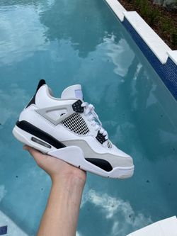 Jordan 4 Military Black Size 9