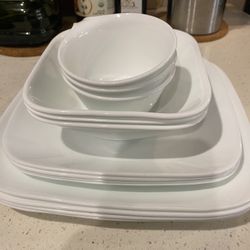 CORELLE Plates 14 Pieces