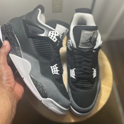 Jordan 4 Fear Size 11.5
