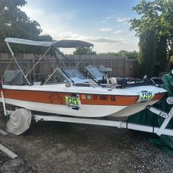 Tri Hull Fishing boat