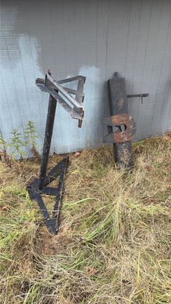 fifth wheel hitch mount