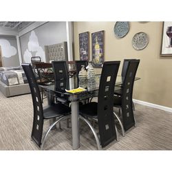 Dinning Table With Six Chairs/ Brand New / Still In Box