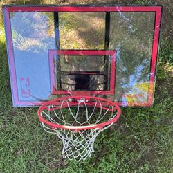Mountable Basketball Hoop 