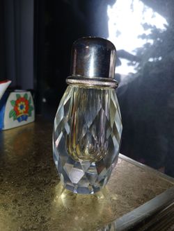 Vintage diamond pattern silver plate top shaker